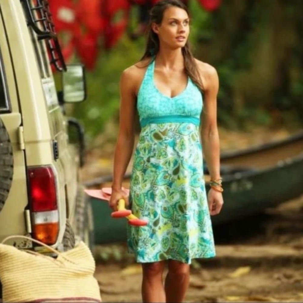 Athleta Pack Everywhere Dress